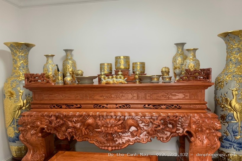 Bàn thờ Triện Sen loại đẹp tại Long Biên - Nghệ nhân Sơn Vũ