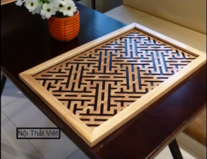 Tấm ám khói bàn thờ chữ Vạn