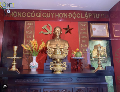 Thờ cúng Bác Hồ