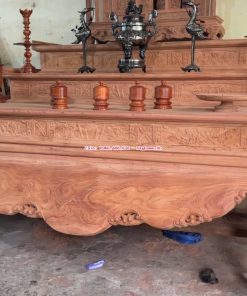 Hướng dẫn bố trí các cấp bàn thờ tam cấp và cách sắp xếp đồ thờ hợp lý